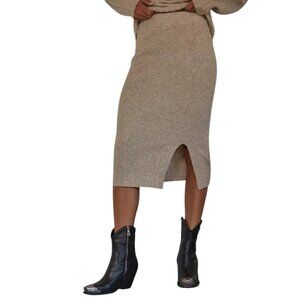 NWT. Tan Knit Sweater Skirt. Size M.